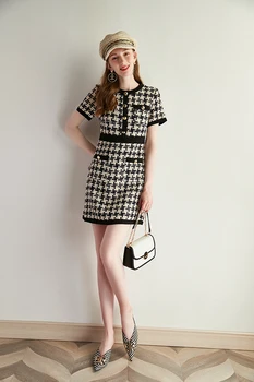 

Women's dress 2020 summer new women's short knitted short skirt waist slimming temperament French first love skirt retro