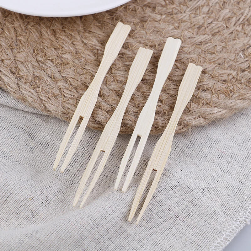 

100PCS Bamboo Disposable Forks Fruit Forks Beige Cocktail Fruit Picks Skewers Sticks party Dessert Utensil For Home Hotel 9cm