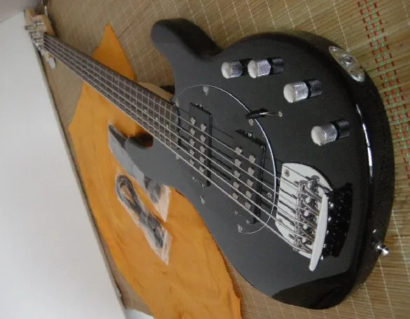 

Factory direct custom shop New Top Quality Music man Bass 5 String Rosewood Fretboard black Bass Guitar 7yue6