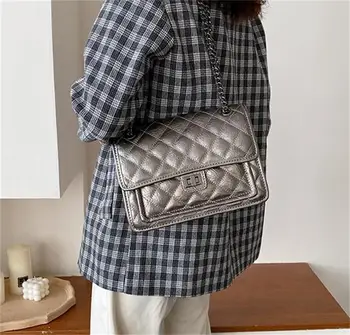 

Luxury fashion oli wax skin crossbody bag leather shoulder bag with anti-rust chain wild chain bag with large capacity