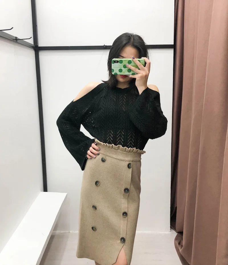 

Hepburn Wind French Non-mainstream Knitted Dress Solid Color Button Design-Style Skirt High-waisted Thread Slimming Skirt