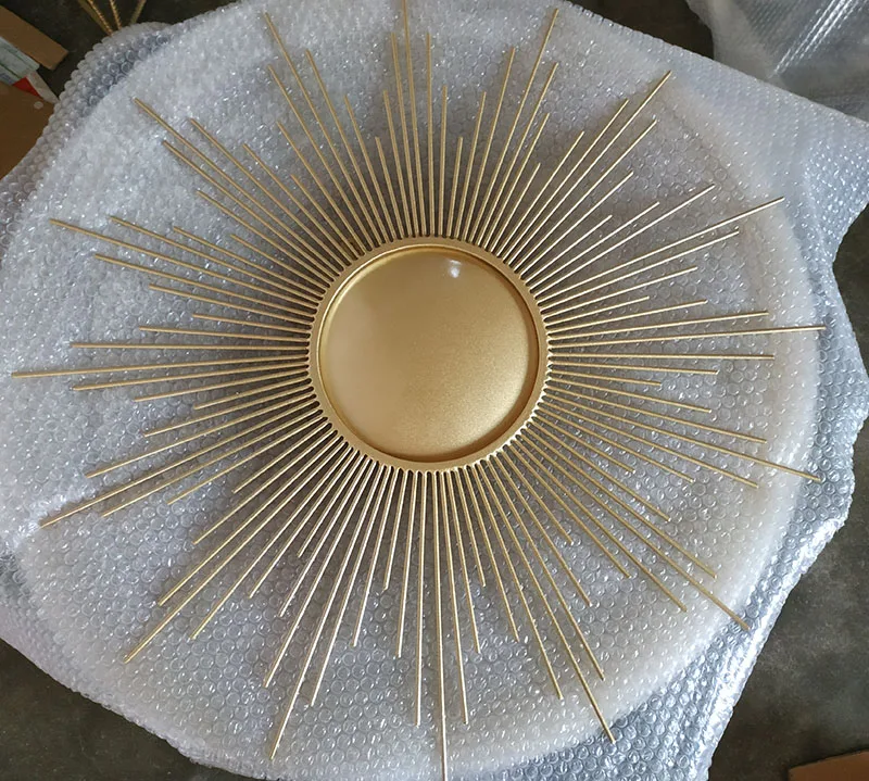 

European Wrought Iron Sunglasses Wall Mural Ornaments Hotel Office Wall Hanging Crafts Home Livingroom Wall Sticker Decoration