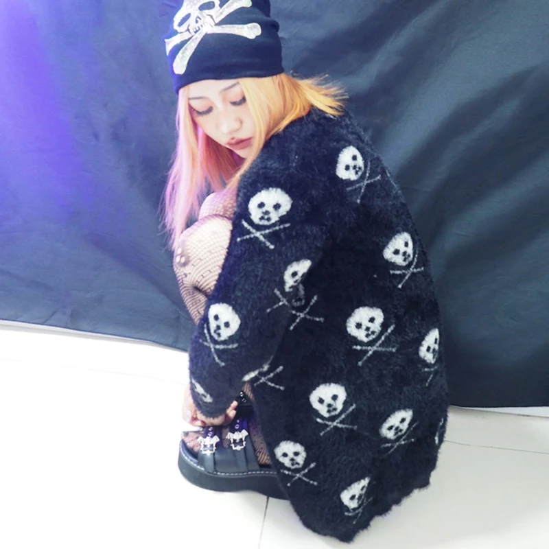 Skulls Graphic Sweater Cardigan Women Mall Goth Harajuku Long Sleeve Top Dark Aesthetic Emo Alt Winter Clothes Korean Fashion |