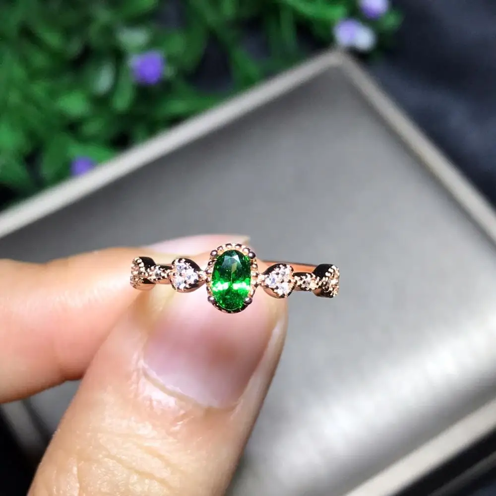 

s925 silver inlaid natural sand fry ring, the main stone size: 3 * 5 mm ring adjustable! S925 silver ring