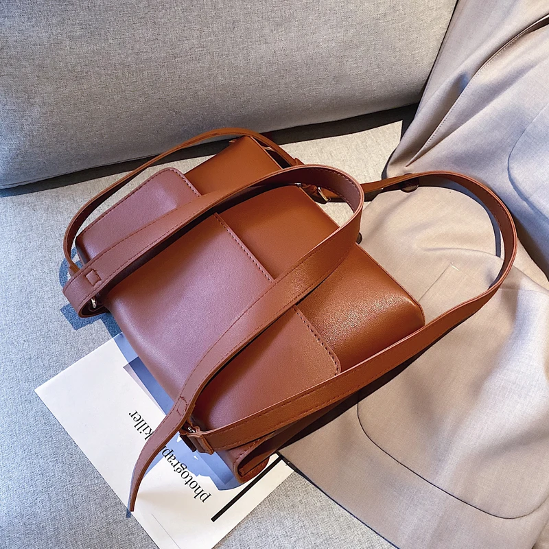 iVog New Arrival Everyday Female Small Shoulder Messenger Handbag Geometric vuiton Black Hand Bags for Women