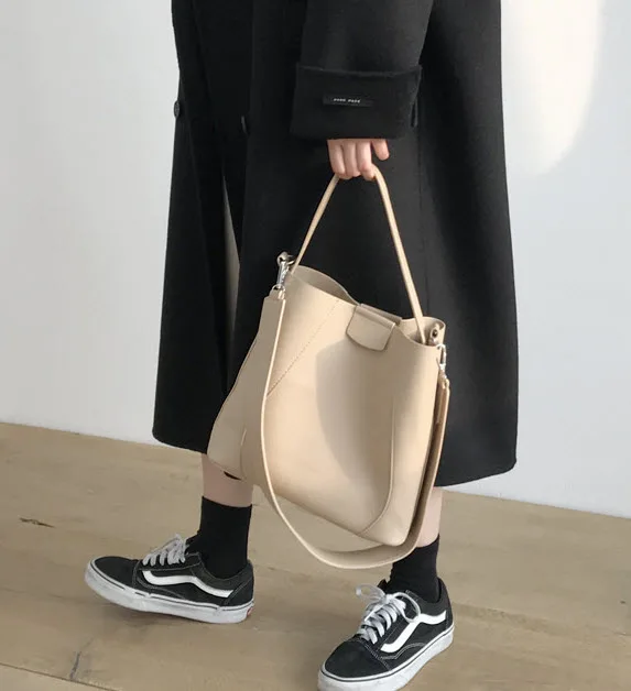 Повседневные вместительные сумки дизайнерские женские сумки с широким ремешком Роскошные Сумки из искусственной кожи на плечо сумки через плечо женские кошельки