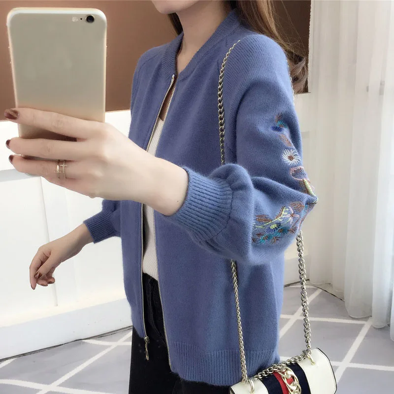 

Embroidered sweater women's cardigan autumn new women's style wild Korean version of the thin sweater women's Sweat jacket