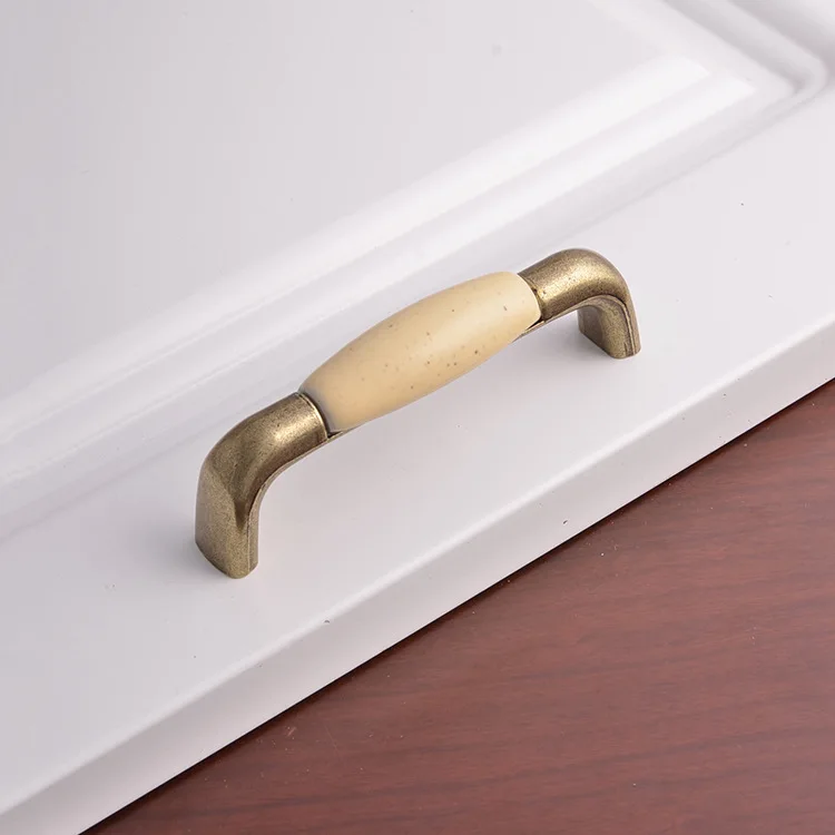 

Creative Paperback Large Light Hook Modern Minimalist Cabinet Large Drawer Handle Simple European Large Cabinet Door Handle