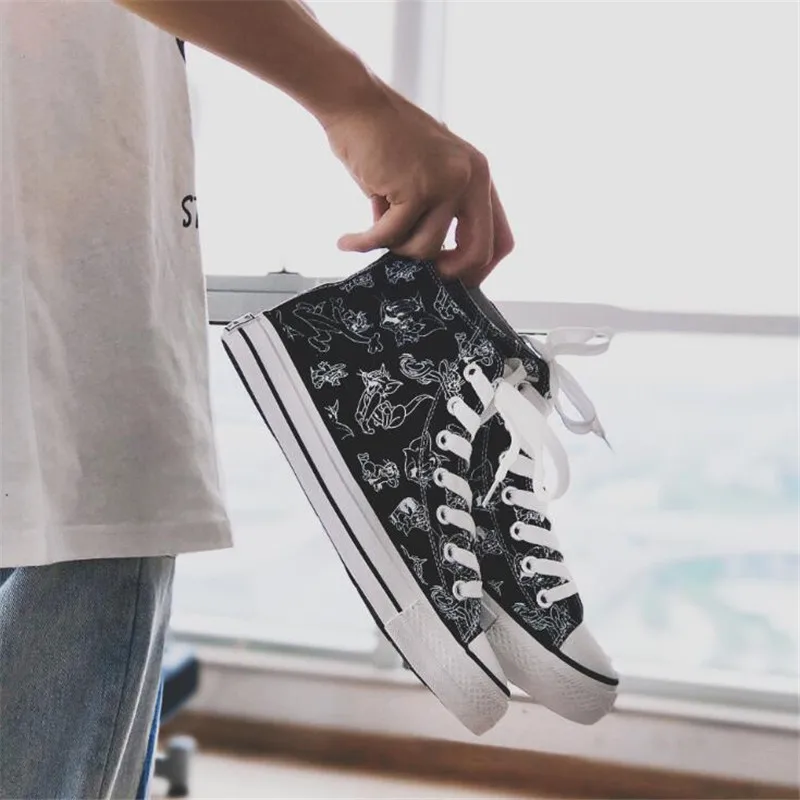 Tom Black Anime Pikachu Pokemon Cartoon Plimsolls Cosplay Canvas Shoes Caricature Fashion Student Dunk High Black White Scrawl Board Shoes - Цвет: Tom Black