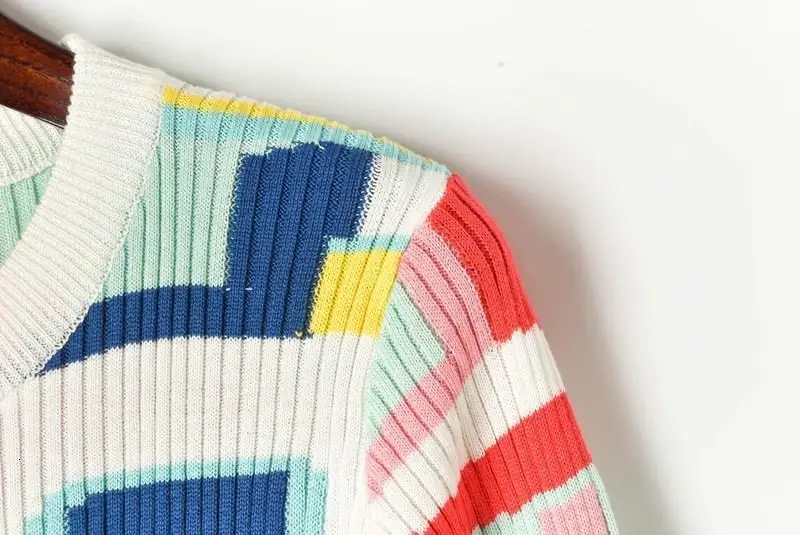 High Quality Slim Sweater Women Long Sleeve Hit Color Graffiti Sweater Fall Button Knitted Cardigan