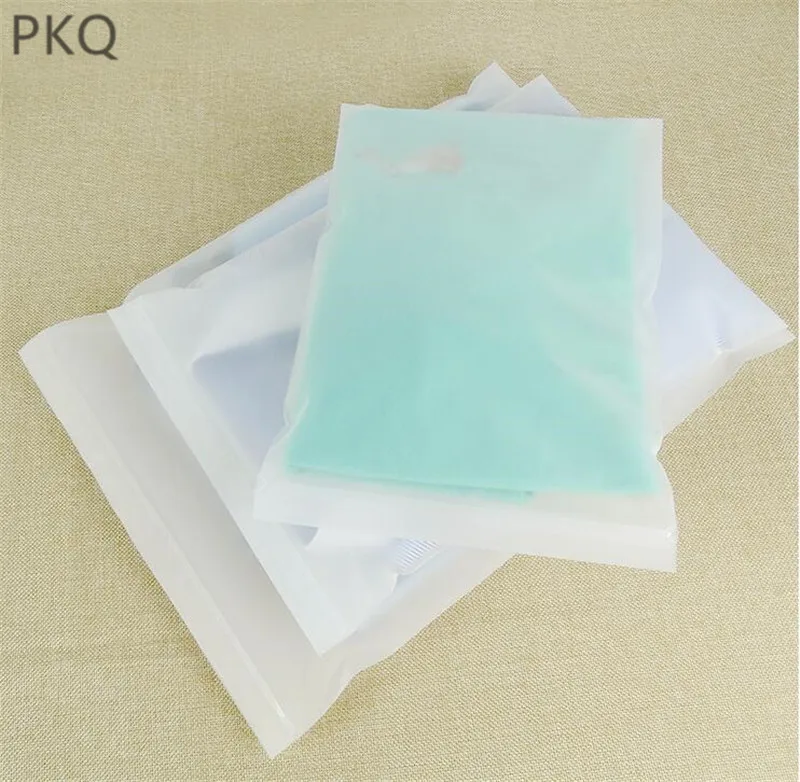 

Frosted Plastic Storage Ziplock Bags 10pcs/lot Large Travel Cosmetic Clothing Zip Lock Valve Slide Seal Packing Pouch 40x60cm