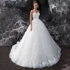 Lowered Traugel Sweetheart A Line Lace Wedding Dresses Chic Applique Sleeveless Backless Bride Dresses Court Train Bridal Gown Plus Size 1005001499789780