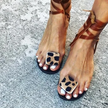

2020 New Summer Strap Sandals Women's Flats Open Toe Leopard Casual Shoes Rome Lace Up Bohemia Style Lightweight Wild Sandals D3