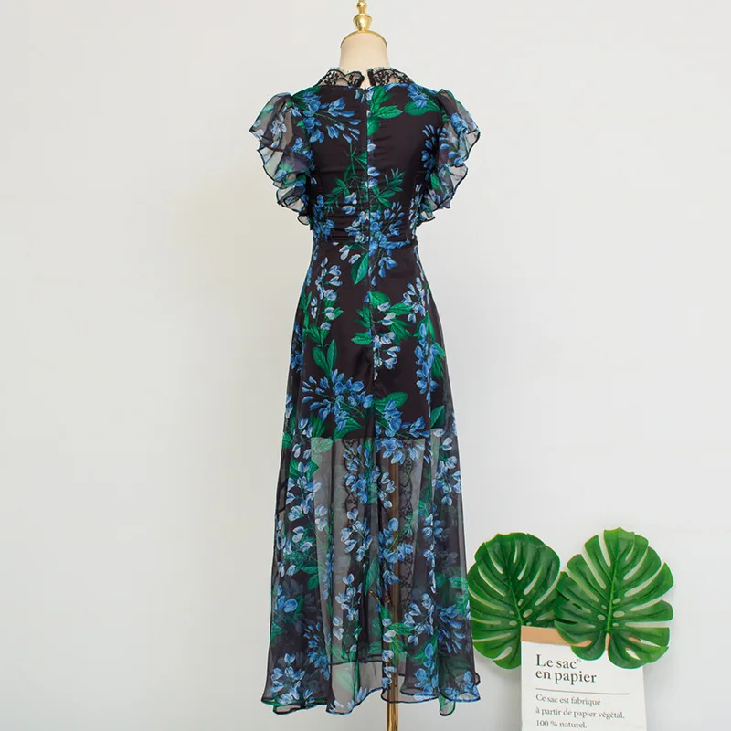 12222725925_1460869951