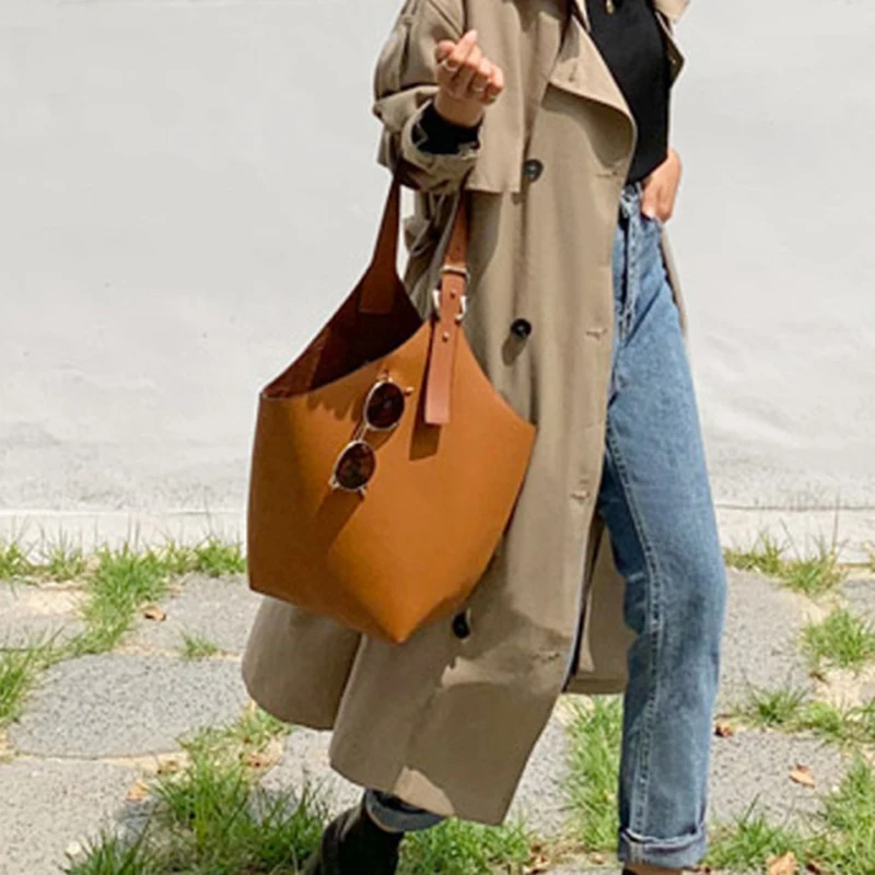 Large Capacity Women Handbag Fashion Designer Shoulder Bag Camel Bucket Bag  Casual Luxury Leather Ladies Bag Black Brown