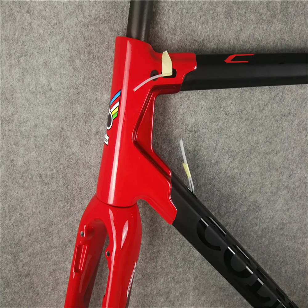 Красный УГЛЕРОДНЫЙ дорожный велосипед Colnago C64 с групповым комплектом для продажи