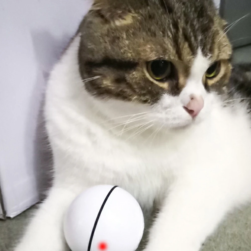Умная интерактивная игрушка для кошек USB Перезаряжаемый светодиодный светильник 360 градусов самовращающийся шар для домашних животных, игрушки для игр активированный движение мяч для домашних животных