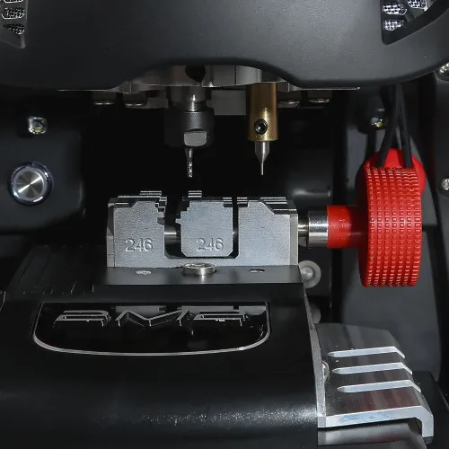 Новейшая автоматическая машина для резки ключей автомобиля 2M2 Magic Tank работает на Android через Bluetooth с базой данных,0612