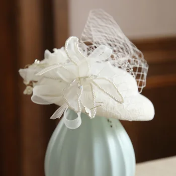 

2019 Autumn Elegant Ladies Silk Flower Bow Headdress Photo Shoot Party Veil Fascinator Hair Clips Bride Floral Lace Wedding Hat
