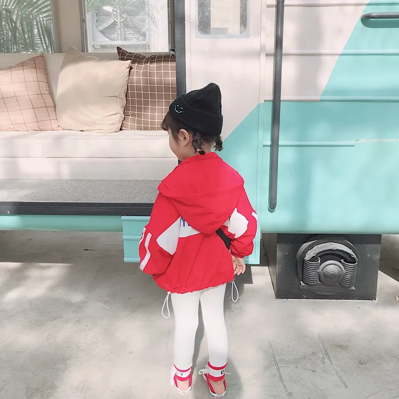 New autumn Korean style fashion white and red hit color normal section hooded jacket outwear both for boys and girls