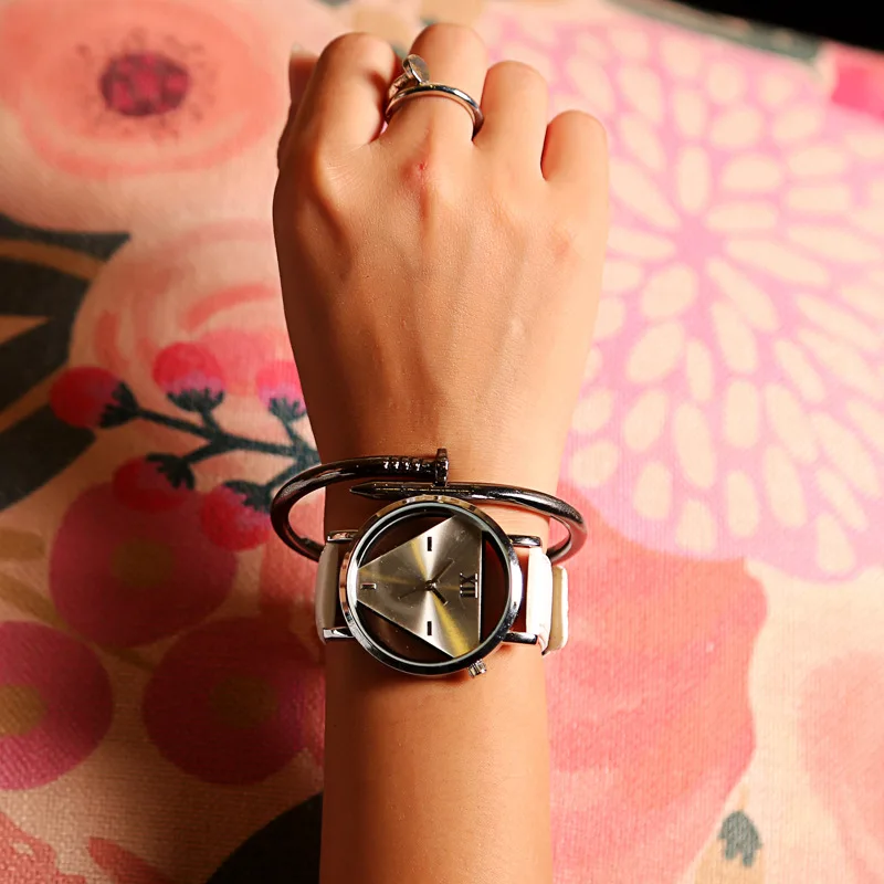 

Korean-style Simple Leather Belt Harajuku Wind Cool Fashion Hollow out South Korea Trend Students Men And Women Couples Triangul