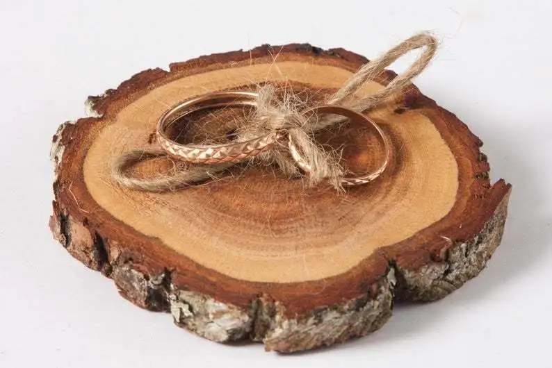 Газон Свадебная вечеринка украшения для годовщины помолвки подносителя колец футляр для колец изготовленный на заказ в деревенском стиле с цветами и Стиль кольцо подушку подарки влюбленным