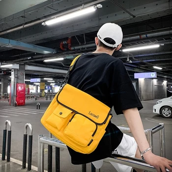 

2019 Fashion Men and Women Student Messenger Tooling Bag Messenger Bag Hip Hop Streetwear Functional Tactical Chest Shoulder Bag