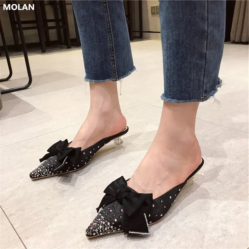 

MOLAN Brand Designers 2020 Spring Luxury Crystal Sweet Butterfly-knot Transparent Kitten Heels Slip On Loafers Mules Flip Flops