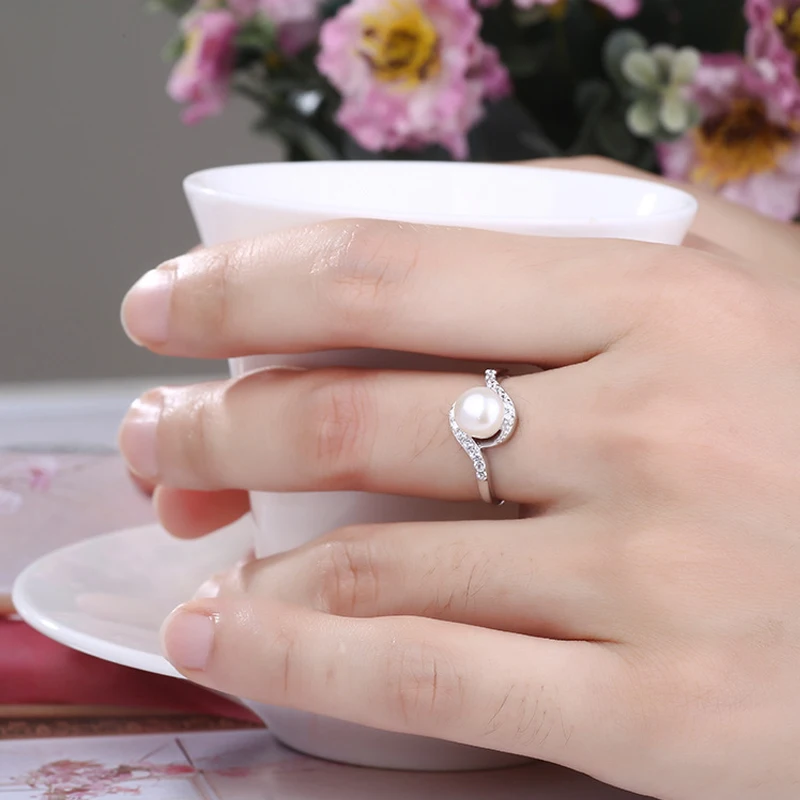 Elegant Luxury Design 925 Sterling Silver Pearl Ring with Natural  Freshwater Pearl Engagement Jewelry Ring for Women Korean Design Jewelry -  China Pearl Rings and 925 Sterling Silver Rings for Women price |  Made-in-China.com