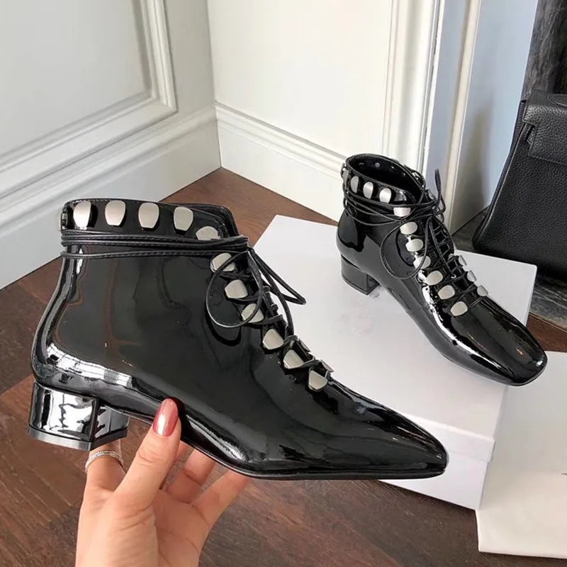

2019 spring and autumn new women's boots patent leather rivets ankle boots Square head mid heel short boots Female boty obuv