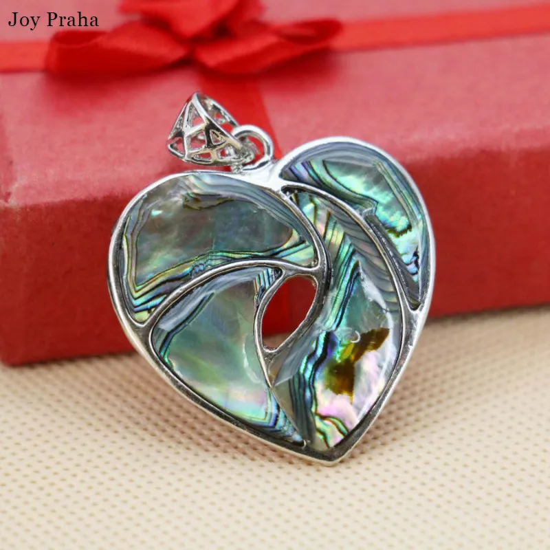 

Natural color shell pendant / Fashion heart-shaped ethnic style short pendant / wholesale dropshipping