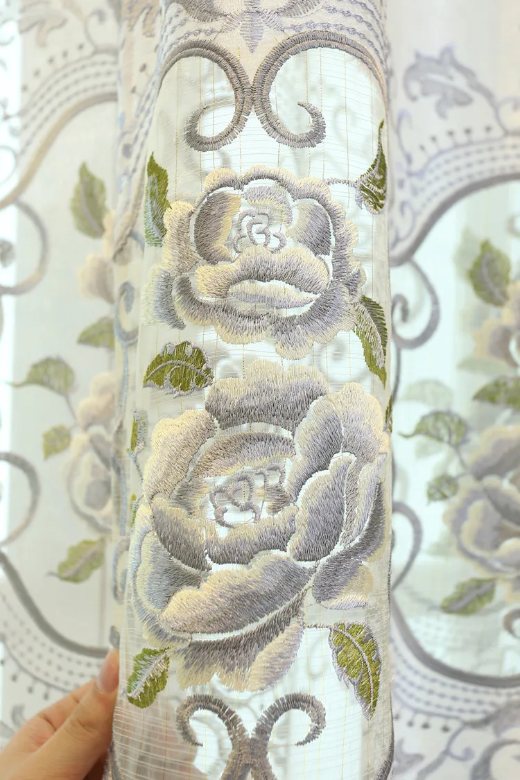 4510993703_1362607078