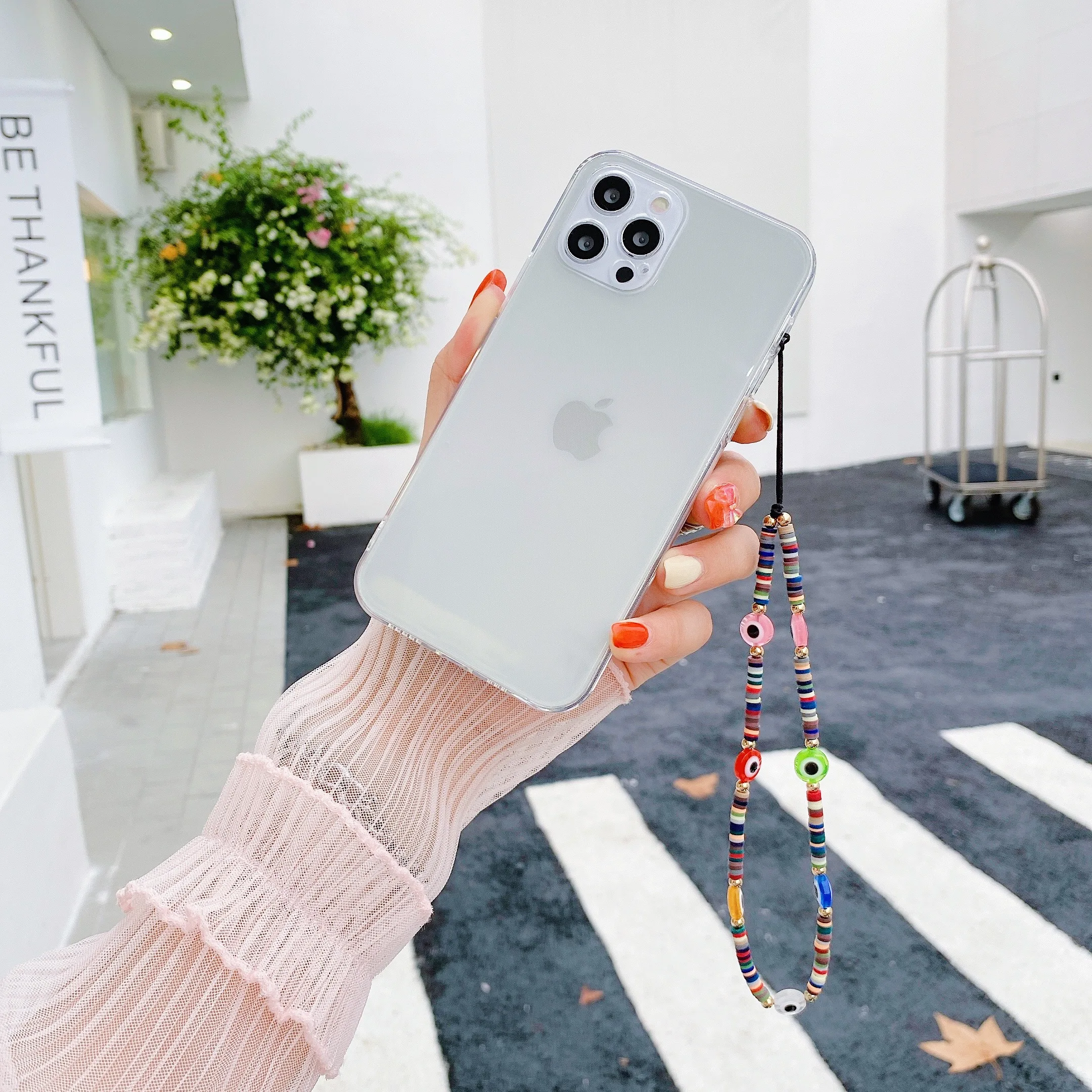 Colored Chain Beads Pendant Hand Strap Hang Case For iPhone 13 11 12 Pro X XR XS Max 7 8 Plus SE2 Mini Lanyard Charm Clear Cover iphone 13 pro max leather case