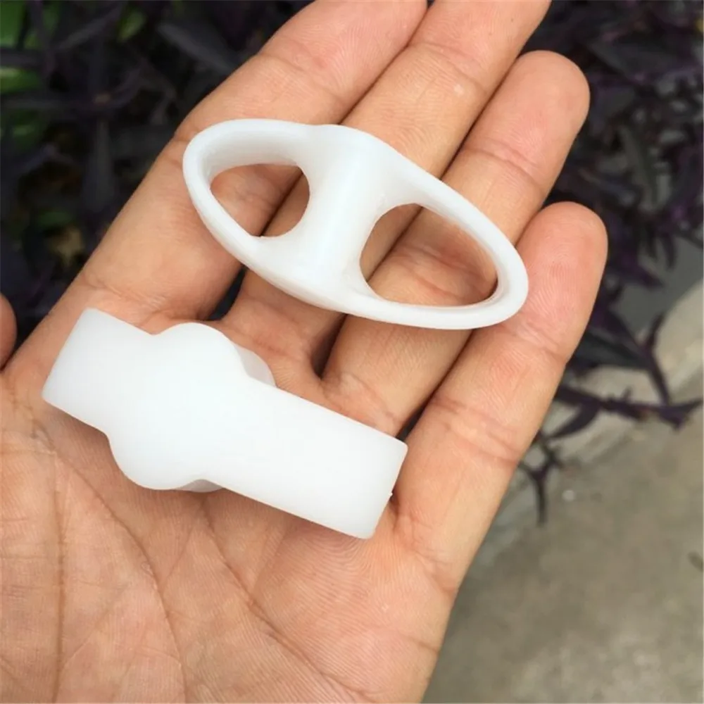 2PCS Toe Separator Silicone Gel Thumb Corrector Pad Bunion Toe Finger Straightener Protector Hallux Valgus Pain Relief Foot Care toe separators toe spreader toe corrector finger toe separator toe protectors