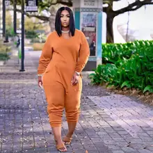 

ChocoMisty-LadyPlus Plus-size Jumpsuits & Rompers V-neck Solid Color Pocketed Jumpsuit D80059