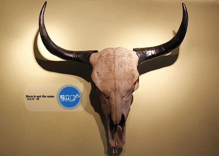 resin Cow head wall decor craft Cow skull Simulated animal wall decoration home decoration accessories statue bar bull sculpture