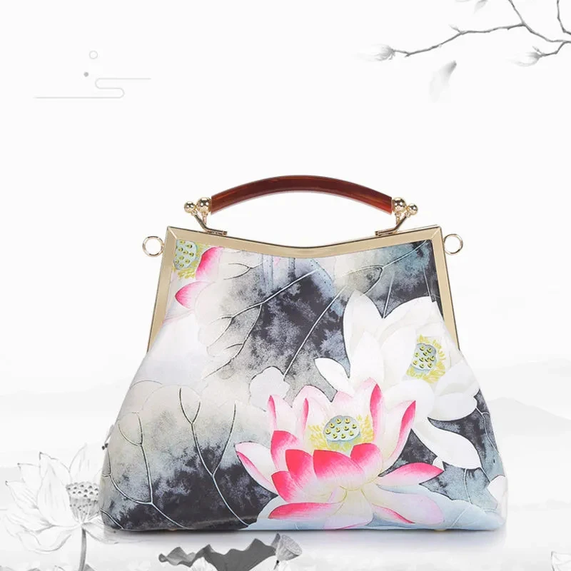 2021 Newest Pure Handmade Bag Fringe Designer Lock Shell Bags Vintage Chain Women Shoulder Crossbody Bag Chic Women's Handbags
