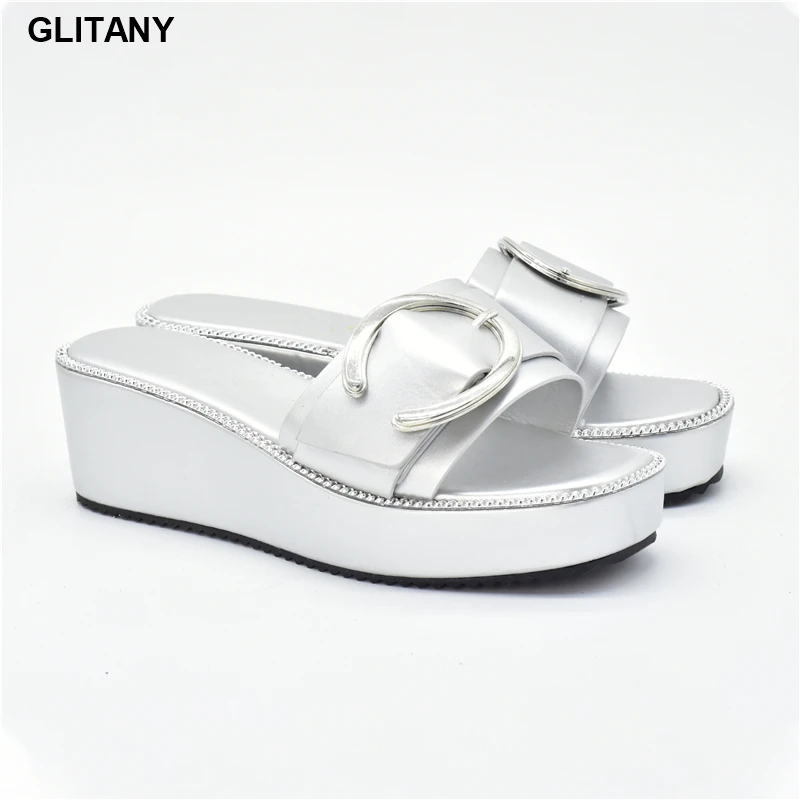 

Туфли-лодочки женские в итальянском стиле, модная обувь в африканском стиле для вечеринки, с металлическим дизайном, роскошные сандалии на каблуке, 2022