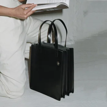 

Bag woman 2020 spring/summer new minimalist joker multilayer bag commuter briefcase tote hand bill of lading shoulder bag