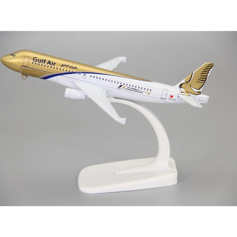 Diecast 1:300 Simulation Alloy Airplane A320 Bahrain Gulf