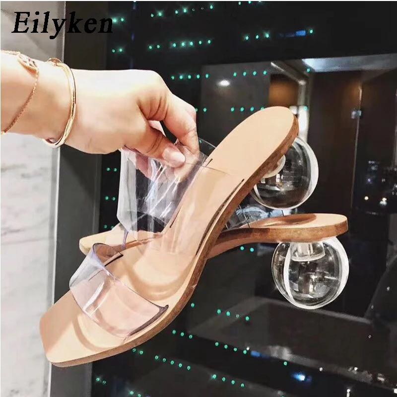 Cena Eilyken Crystal Ball na niskim obcasie PVC przezroczysty kapcie kobiety Peep toe letnie klapki moda nowy projekt kapcie outdoor