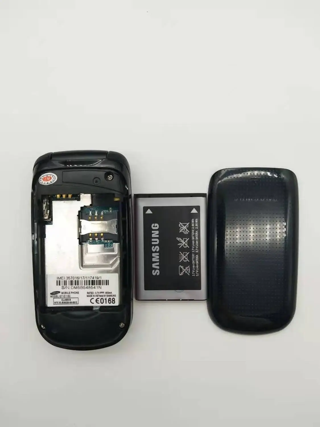 E1150 Original Samsung E1150 E1151 Unlocked GSM 1.43 inches 800 mAh Mini-SIM Multi-color Refurbished Flip Mobile Phone