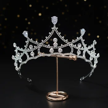 

Baroque Silver Color Geometric Crystal Bridal Tiaras CZ Crowns Rhinestone Pageant Diadem Bride Headband Wedding Hair Accessories
