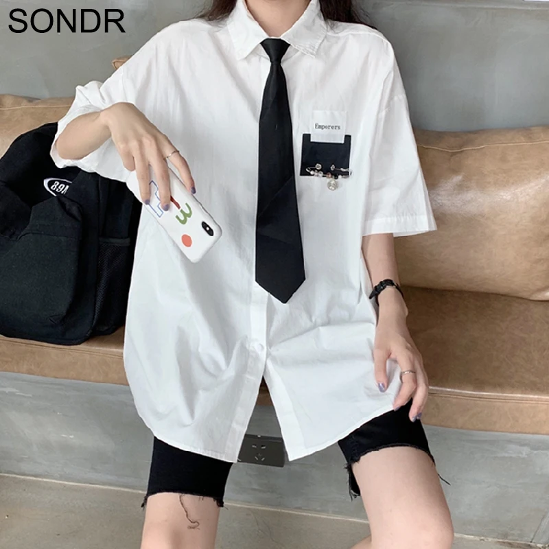 

Korean Style Harajuku Women Blouse Summer Student Loose Tooling Style Top 2020 White Black Lapel Back Split Short-Sleeve Shirt