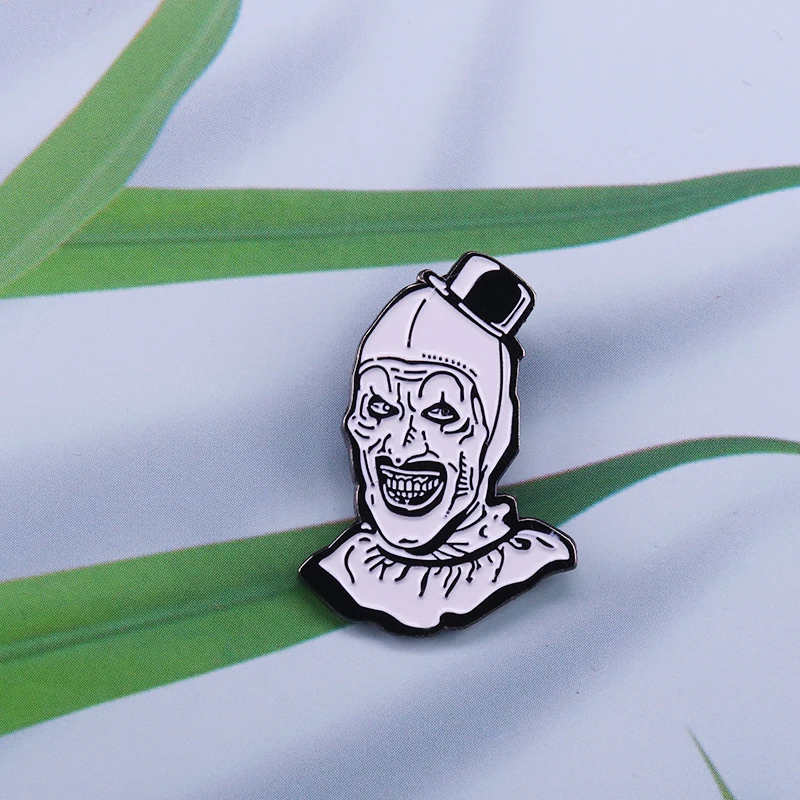 Art the Clown enamel pin horror glitter slasher creepy Halloween jewelry | Украшения и аксессуары