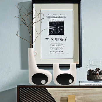 

Modern Minimalist Creative Ceramics Vase Living Room Wine Cabinet Desktop Flower Arrangement Container Crafts Dried Flower Vase