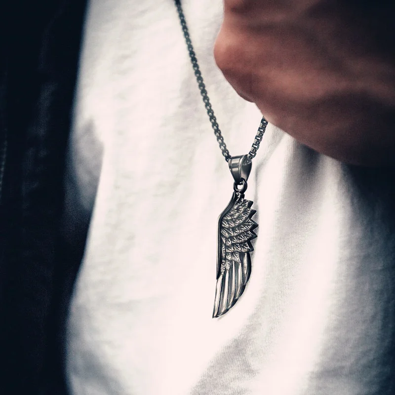 2021 Trendy Round Compass Pendant Men Necklace Box Chain Temperament Stainless Steel Necklace For Men Jewelry Gift