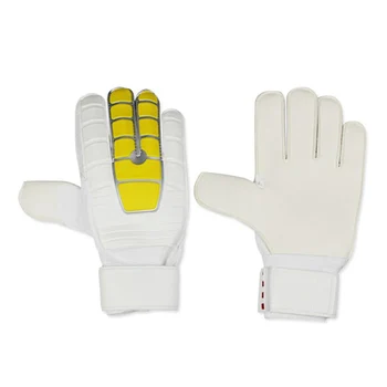 

Soccer Goalkeepers Latex Slip Gloves to Help You Make the Toughest Saves THJ99