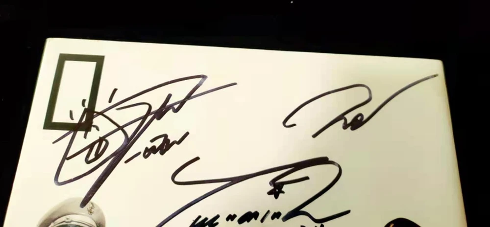 SHINee サイン入りアルバム　ポストカード Hfab6bdf4a7fd422992d02c6b07fd5