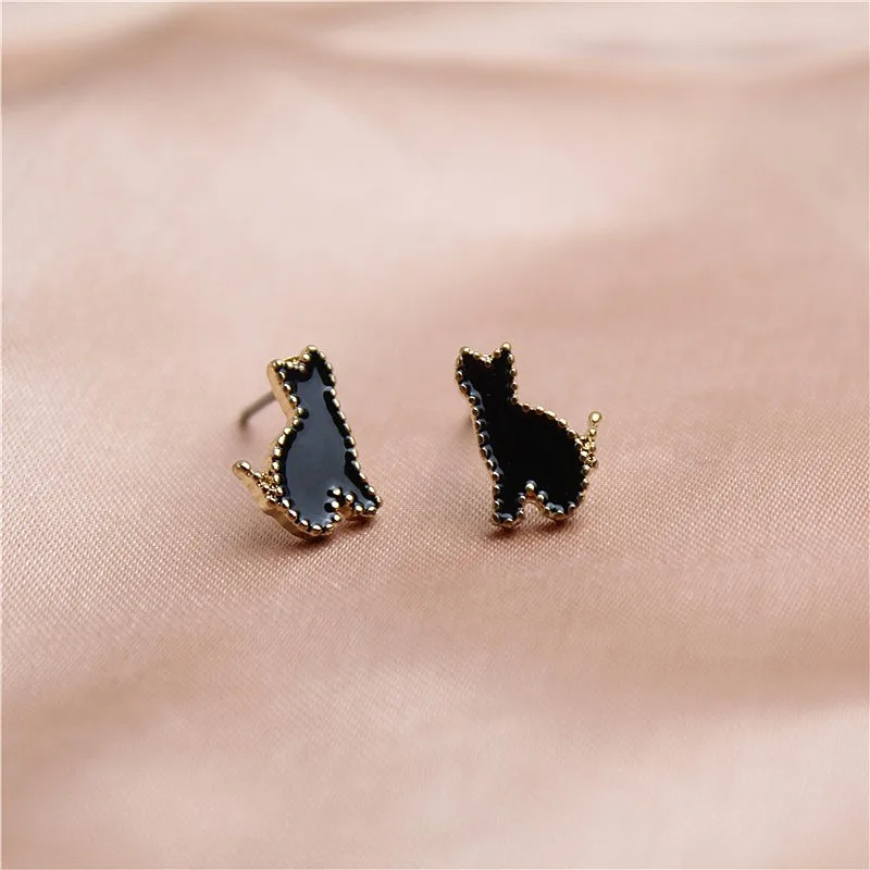 

Korean version of the new small earrings small cartoon kitten back simple atmosphere of the daily students and girls earrings